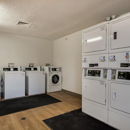 Birch Hill Suites Kansas City - Independence Eksteriør bilde