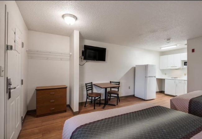 Birch Hill Suites Kansas City - Independence Eksteriør bilde